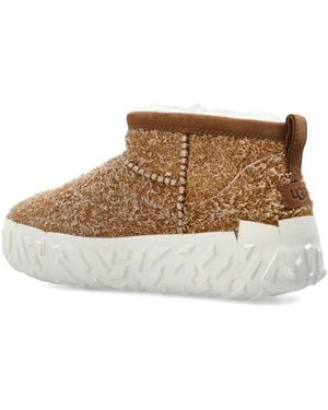 UGG Classic Ultra Mini suede textured boots - Braun