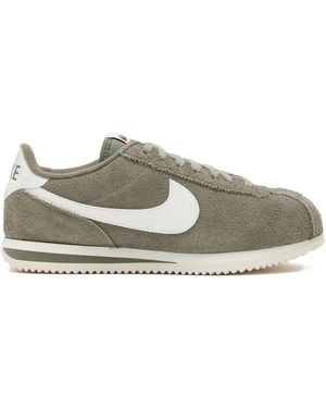 Nike Suede Sneakers - Gray