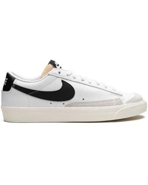 Nike Blazer Low Trainers - White