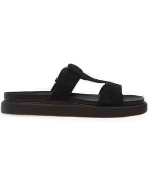 Clarks Buckle-Fastening Sandals - Black
