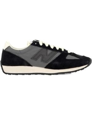 New Balance Lace-Up Round-Toe Sneakers - Black