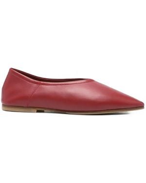 babú Milano Lipstick Pointed-Toe Leather Ballet Flats - Red