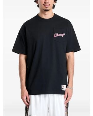 Mitchell & Ness Chicago Bulls Vintage Logo Double Hit Tシャツ - ブラック