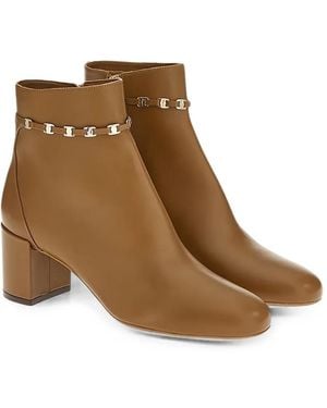 Ferragamo Gancini-Plaque Leather Ankle Boots - Brown