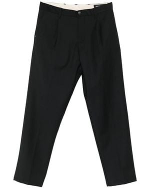 White Sand Pleated-Front Pants - Black