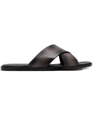 Magnanni Criss Cross Leather Sandals - Black