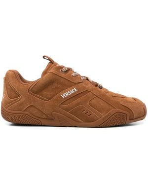 Versace Zapatillas de ante con tiras autoadherente - Marrón