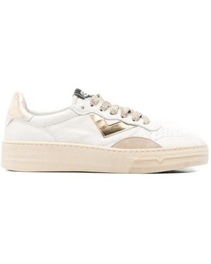 4b12 Hyper Trainers - White