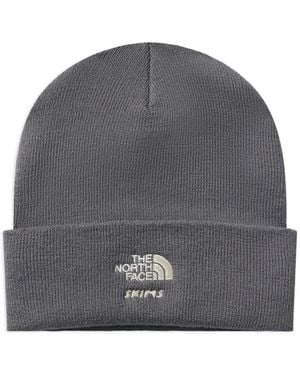 Skims X The North Face Logo-Details Beanie Hat - Grey
