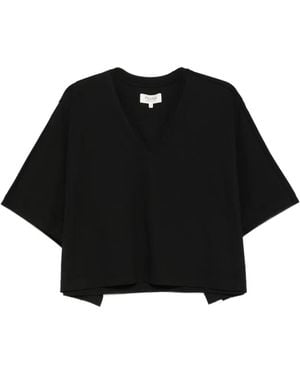 Psophia V-Neck Short-Sleeved T-Shirt - Black