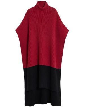 La DoubleJ Make An Entrance Tweekleurige Cape - Rood