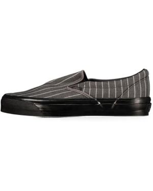 Vans Slip-On 98 Classic Lx Pinstripe Sneakers - White