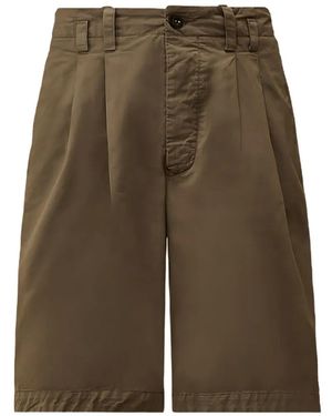 C.P. Company Cotton Gabardine Loose Pinces Shorts - Green
