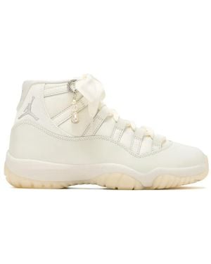 Nike Air Jordan 11 Sneakers - White
