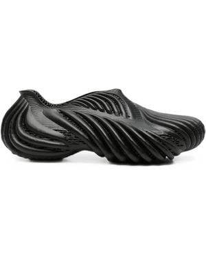 ALIVEFORM Armis Low Sneakers - Black