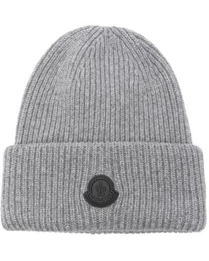 Moncler Ribbed logo-patch beanie hat - Grau