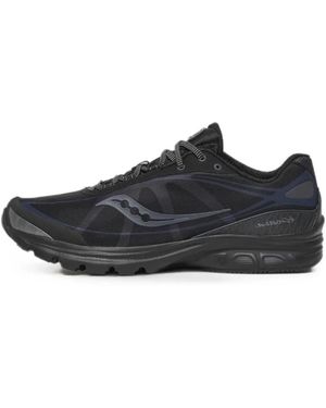 Saucony Kinvara 1 Logo-Patch Sneakers - Black