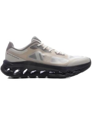 On Shoes Cloudtilt Remix Low-Top Trainers - White