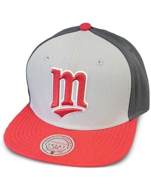 Mitchell & Ness Twins Hat - Pink