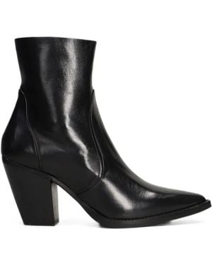 Julie Dee Pointed-Toe Leather Boots - Black