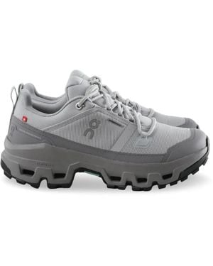 On Shoes Cloudrock Low Waterproof Low-Top Trainers - Grey
