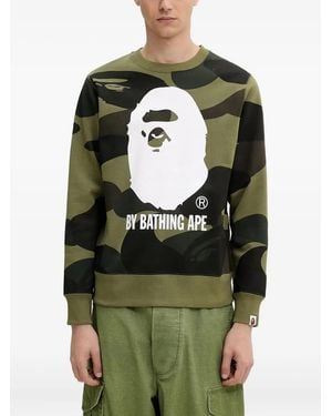 A Bathing Ape Sweater Met Camouflageprint - Groen