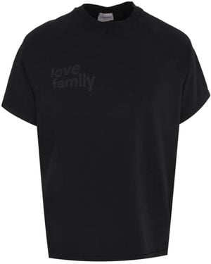 FAMILY FIRST Slogan-Print Short-Sleeved T-Shirt - Black
