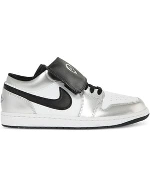 Nike Air Jordan 1 Low Se Trainers - White