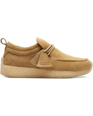 Clarks Maycliffe "Light Sand" Lace-Up Shoes - Brown