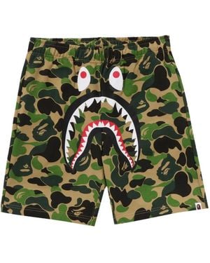 A Bathing Ape 1St Camo Shark Camuflage-Pattern Shorts - Green