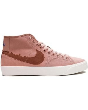 Nike Sb Blazer Court Mid "Rose Whisper" Trainers - Pink