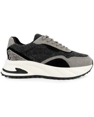 Linda Baumann Snakeskin-Effect Panelled Trainers - White