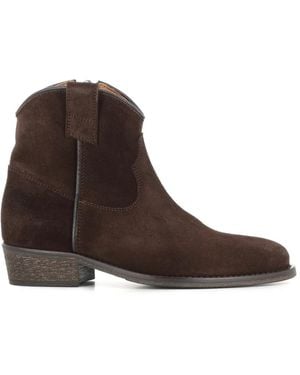 SALLE DE MODE Suede Ankle Boots - Brown