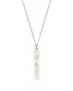 Maison Margiela メゾン・マルジェラ Numbers ロゴペンダント チェーンネックレス - メタリック
