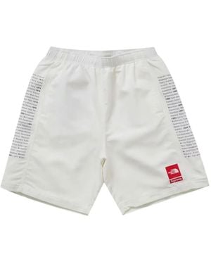 Supreme X X The North Face Shorts Met Tekst - Wit