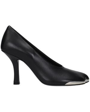 Burberry Metal-Toe Leather Pumps - Black