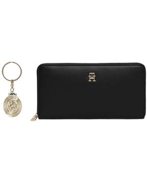 Tommy Hilfiger Monogram-Plaque Keyrin And Wallet Set - Black