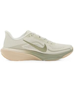 Nike Pegasus 42 Trainers - White