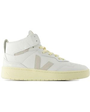 Veja V-95 Leather Trainers - White