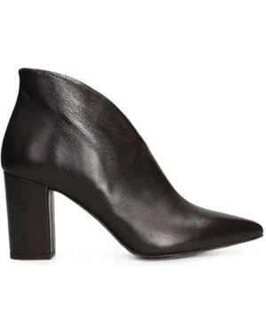 The Seller Pointed-Toe V-Cut Leather Ankle Boots - Black