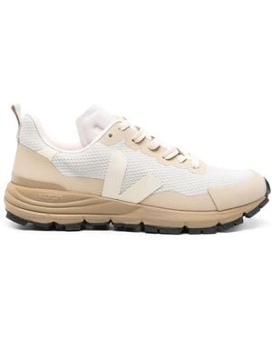Veja Dekkan Mesh Trainers - White