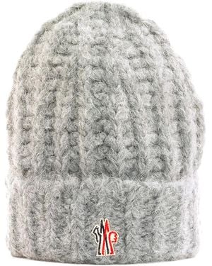 Moncler Logo-Patch Beanie - Grey