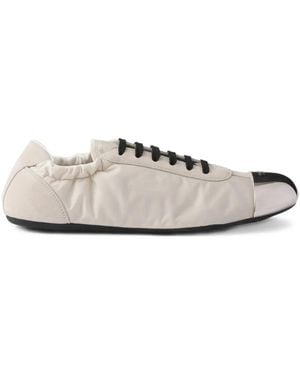 Prada Ballerinas Mit Schnürung - Weiß