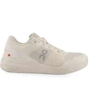 On Shoes The Roger Advantage Pro Trainers - White