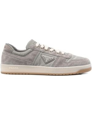 Prada Downtown Sneakers aus Wildleder - Weiß