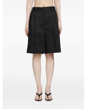 KHAITE Auggie Pleated Shorts - Black