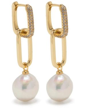 Eshvi Pendientes Con Cristales Y Perla - Blanco