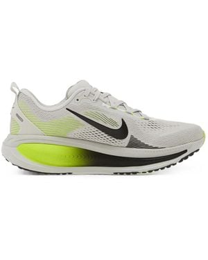 Nike Vomero 18 Sneakers - Green