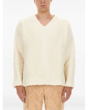 Séfr Ezra V-Neck Teddy Sweater - White