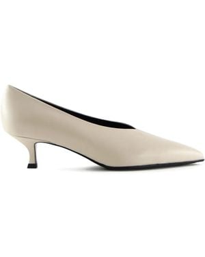 Notabene 40Mm Gaia Pointed-Toe Leather Court Shoes - Natural